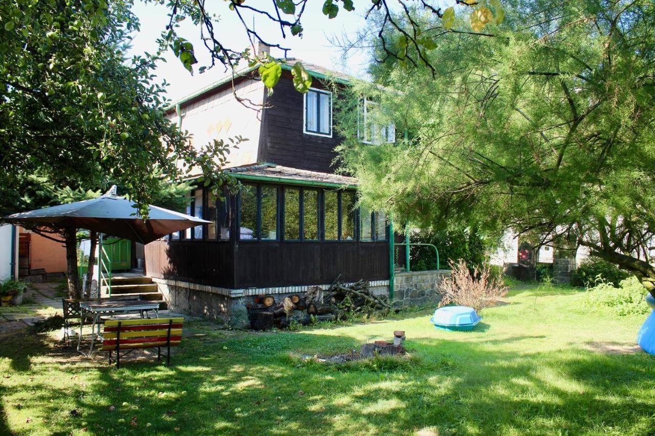 Old Summer House With Renovated Bathroom Praga Zewnętrze zdjęcie